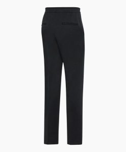 Everestbase.shope582d7b22c 2